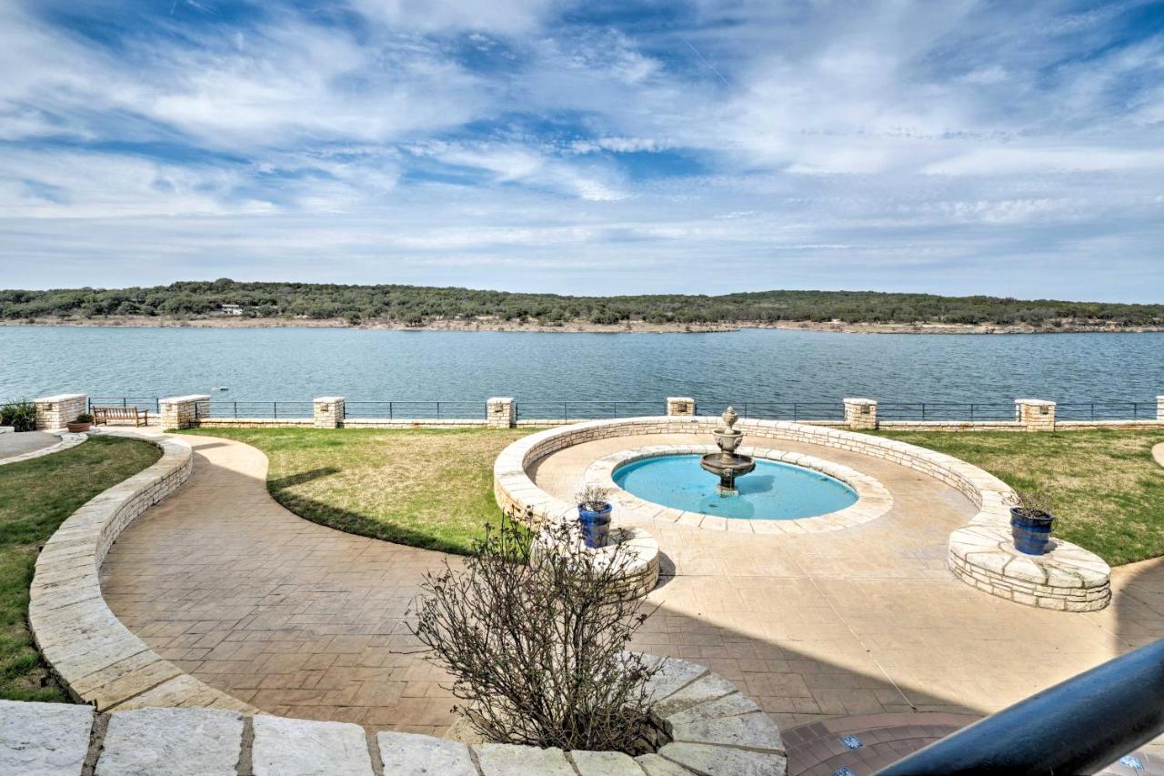 Lakefront Lago Vista Condo With Resort Amenities! Luaran gambar